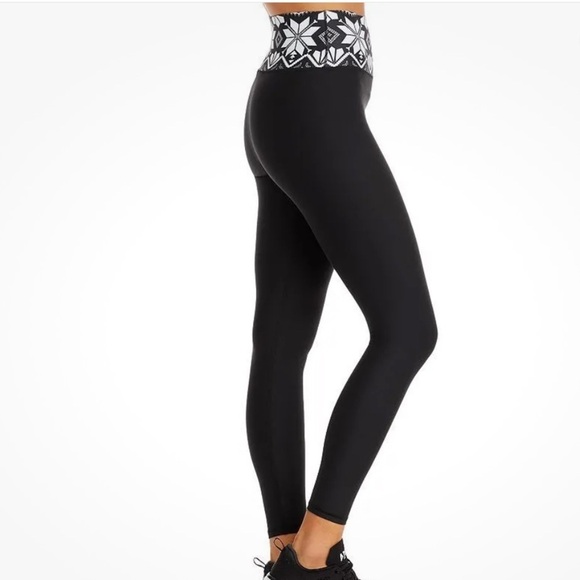 AQUA WOMEN’S NWT ATHLETIC FAIR ISLE WAISTBAND  EXCLUSIVE LEGGING BLACK SZ XS - Picture 3 of 9